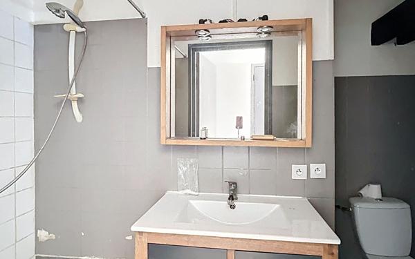 Appartement à vendre    3 pièces •  Reims