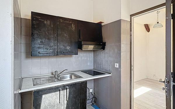 Appartement à vendre    3 pièces •  Reims