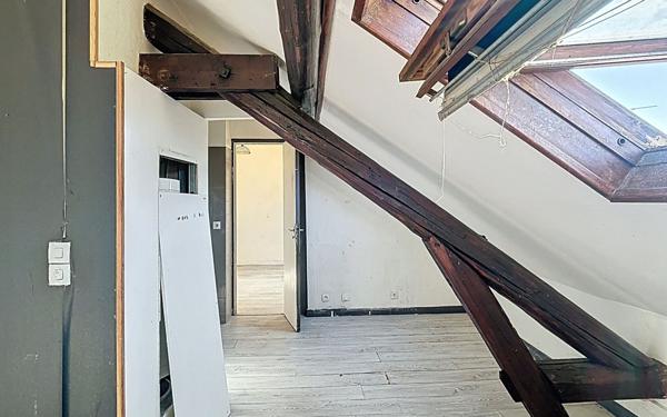 Appartement à vendre    3 pièces •  Reims