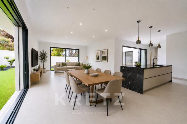 Villa contemporaine en bord de mer