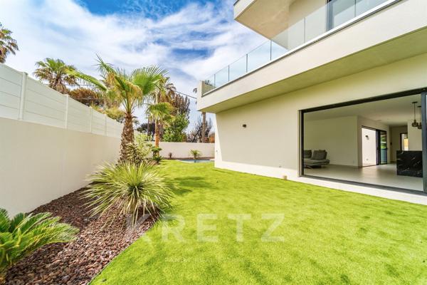 Villa contemporaine en bord de mer