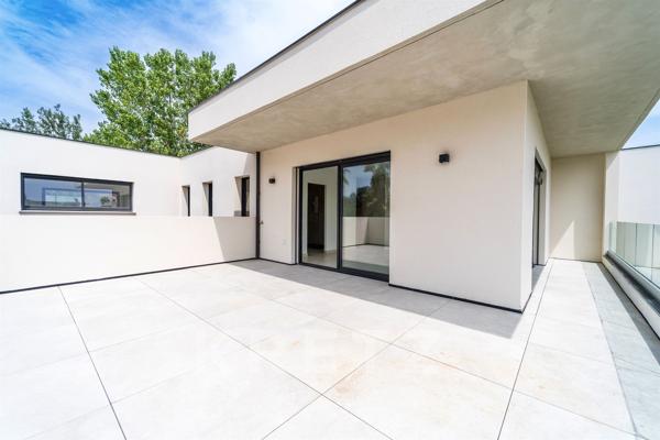 Villa contemporaine en bord de mer