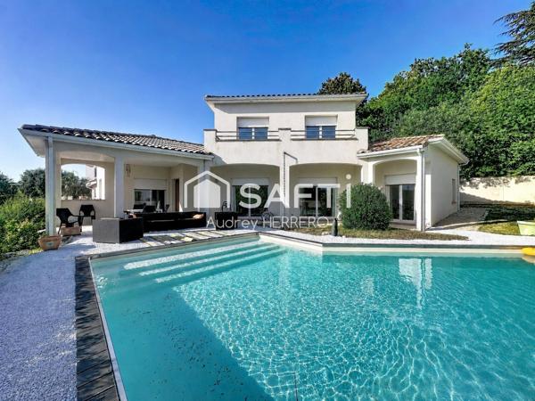 Maison T6/7 180 m2 avec piscine côteaux de CASTELGINEST  - Vue dégagée
