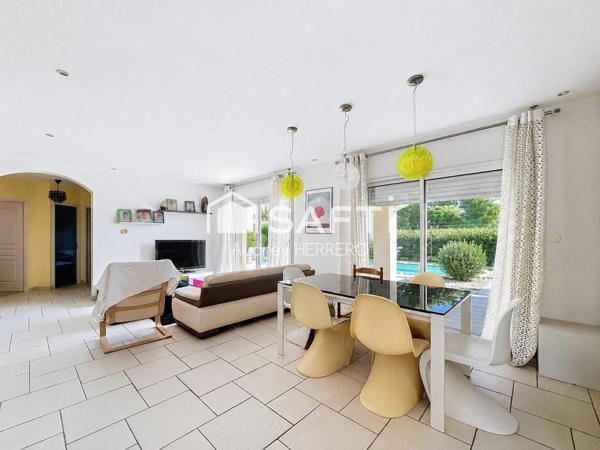 Maison T6/7 180 m2 avec piscine côteaux de CASTELGINEST  - Vue dégagée