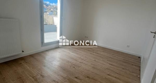 À vendre Appartement 4 pièces 80 m² - Rillieux-la-pape 69140