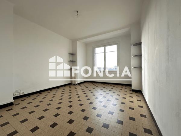 Location Appartement 3 pièces 69 m² - 721 BOULEVARD LOUIS PICON Toulon 83200