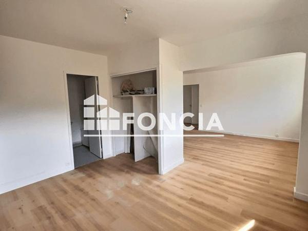 À vendre Studio 48 m² - Firminy 42700