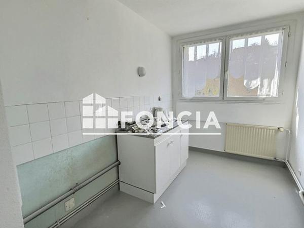 À vendre Studio 48 m² - Firminy 42700
