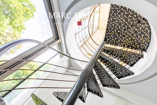 Demeure dans un écrin de verdure