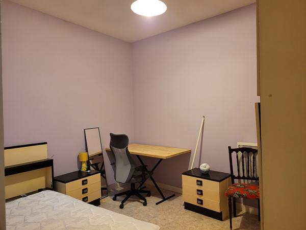 ROCHEFORT hyper centre et au calme - un appartement de 34 m² avec chai privatif