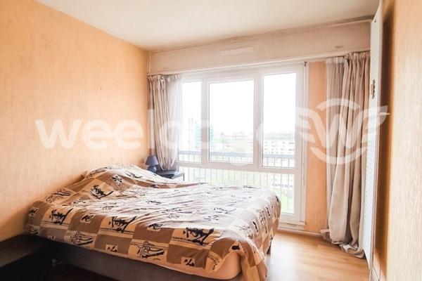 Appartement à vendre 5 pièces de 100,7 m² à Pontoise