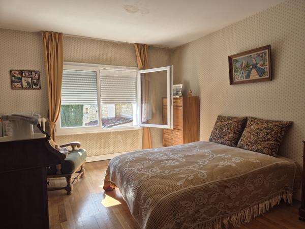 Charmante maison en plein cœur d’Aigre – Idéalement située !