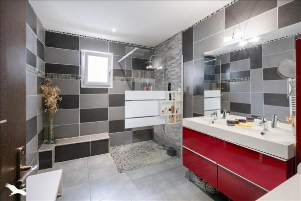 Maison à vendre |  Juvignac |  6 pièces | 138 m²