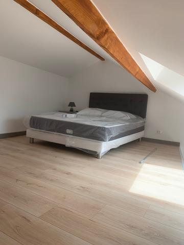 Sur Pommeuse, studio en duplex meublé avec 3 places de parking et terrasse Pommeuse (77515)