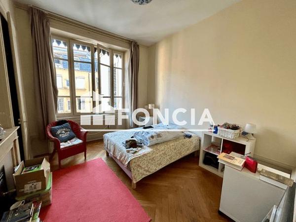 Location Appartement 6 pièces 205.28 m² - 46 QUAI SAINT VINCENT Lyon 69001