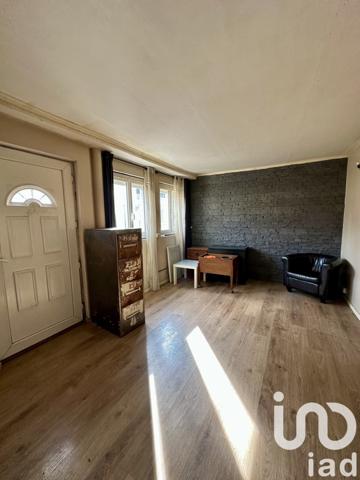 Maison de village 3 pièces de 80 m² à Égreville (77620)