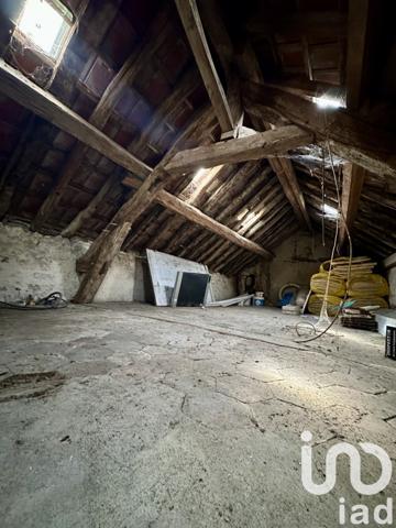 Maison de village 3 pièces de 80 m² à Égreville (77620)