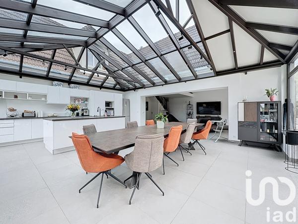 Maison à vendre 9 pièces 221 m² Avrainville