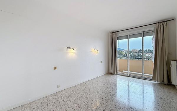 Appartement à vendre    5 pièces • 85,85 m2 Grasse