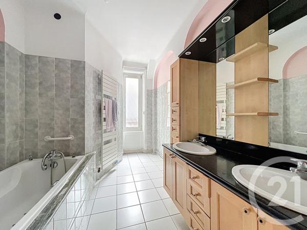 Appartement F5 à vendre  5 pièces - 135,58 m2 EPINAL - 88