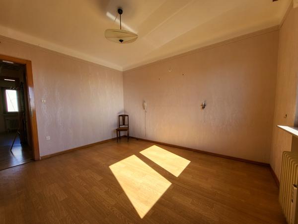 Bouzonville (57320) Maison 5 pièces 96m² avec garages dépendances et jardin