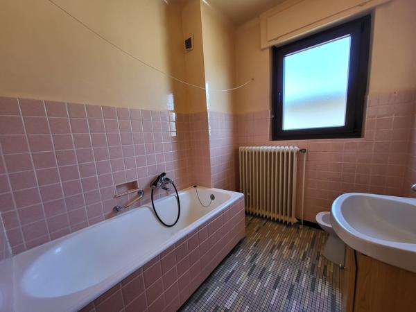 Bouzonville (57320) Maison 5 pièces 96m² avec garages dépendances et jardin