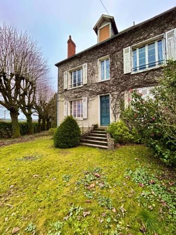 Maison de maître, proche de toutes les commodités