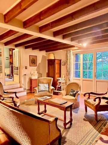 Maison de maître, proche de toutes les commodités