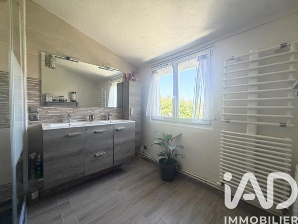 Maison à vendre 5 pièces 101 m² Meulan-en-Yvelines