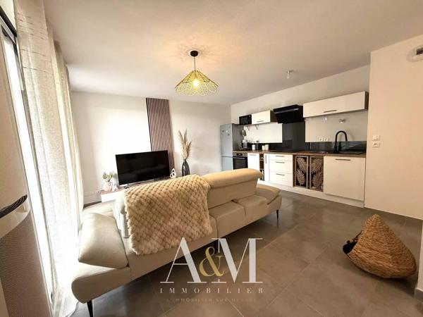 Appartement T2 de 45m² + terrasse 10.50m² + parking