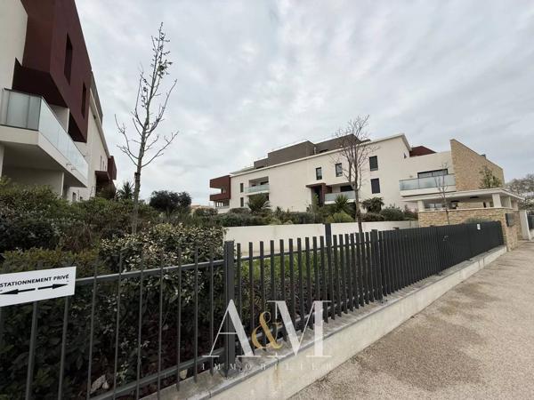 Appartement T2 de 45m² + terrasse 10.50m² + parking