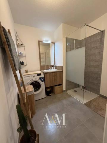 Appartement T2 de 45m² + terrasse 10.50m² + parking