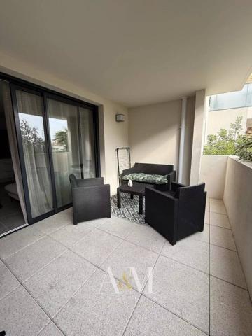 Appartement T2 de 45m² + terrasse 10.50m² + parking