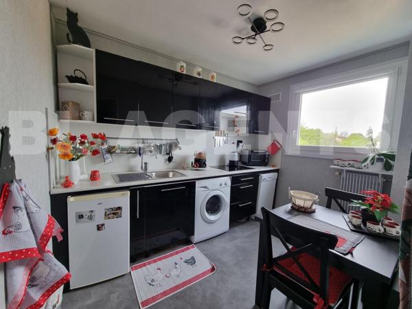 idéal investisseur, Appartement lumineux et propre de 29.83m² à 5 minutes à pieds du Lac Kir, piscin