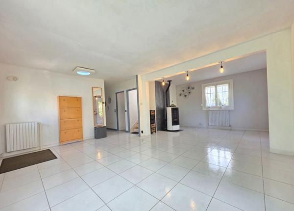 Maison familiale 4 chambres avec sous-sol et jardin à Saint-Pathus