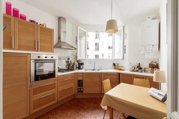 Appartement Paris 18 e - ABBESSES / RUE DES ABBESSES