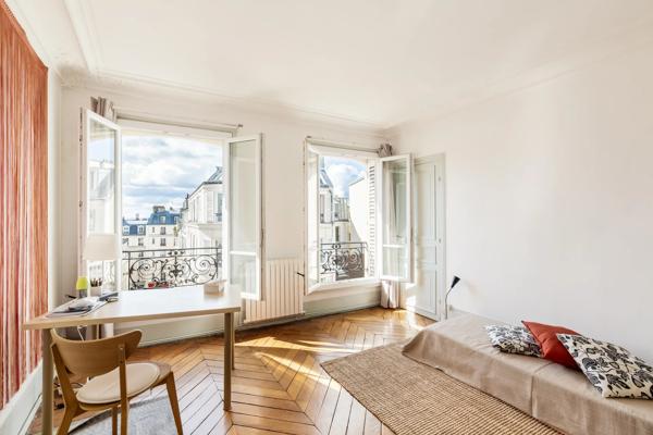 Appartement Paris 18 e - ABBESSES / RUE DES ABBESSES