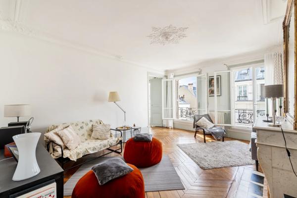 Appartement Paris 18 e - ABBESSES / RUE DES ABBESSES