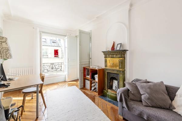Appartement Paris 18 e - ABBESSES / RUE DES ABBESSES