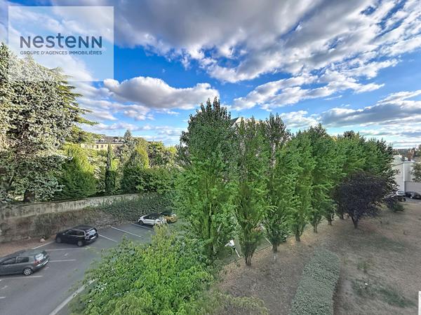 APPARTEMENT 2P / ORLEANS DUNOIS / BALCON / PARKING / CAVE