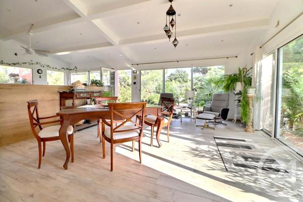 Maison à vendre  8 pièces - 215 m2 PUGET SUR ARGENS - 83