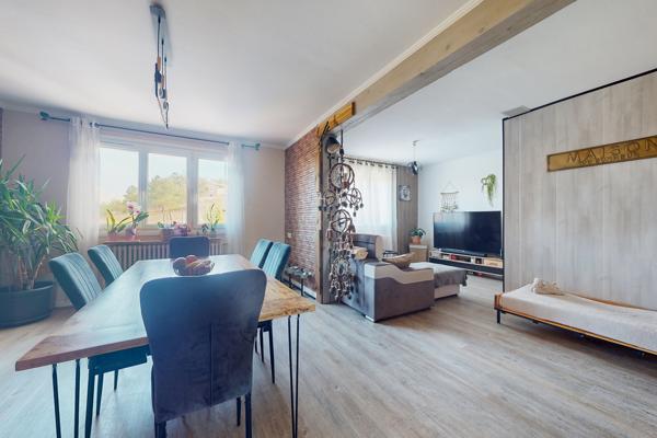 Maison T6 piscine, jardin, hangar 