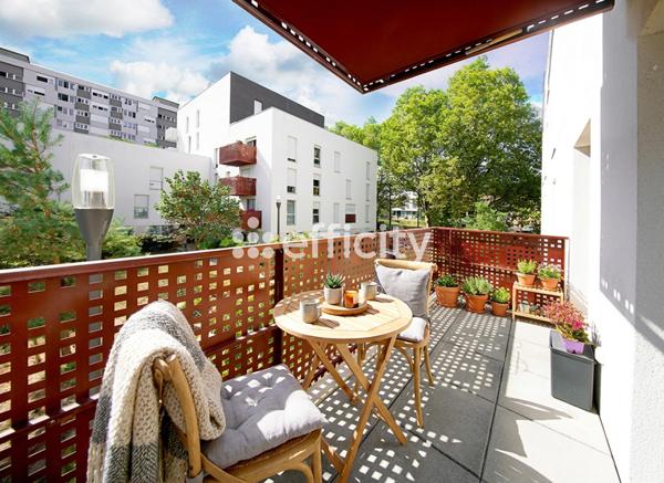 Appartement
         3 pièces
        - 65 m² Exclusivité 240 000 € *