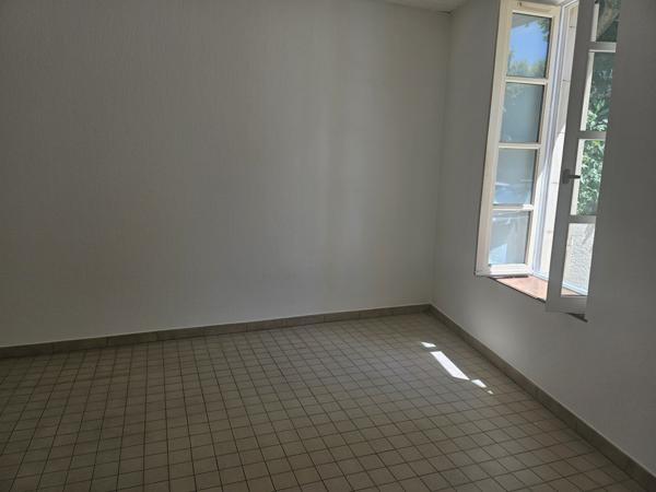 Valréas (84600) VALREAS CENTRE T3