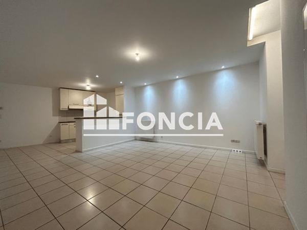 Location Appartement 4 pièces 81.95 m² - 2 RUE MASSOL Beziers 34500