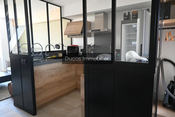 Casteljaloux, duplex T2 de standing entièrement meublé avec terrasse.