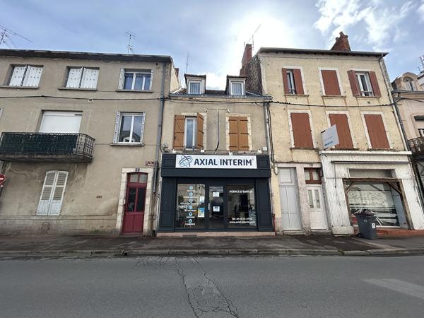Immeuble 8 pièces 102 m2