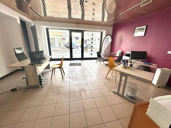 Immeuble 8 pièces 102 m2