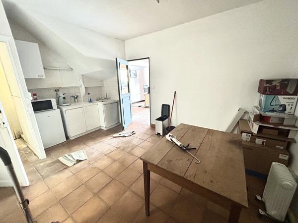 Immeuble 8 pièces 102 m2