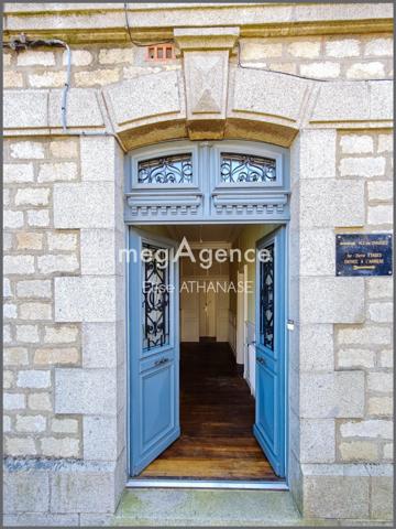 Appartement à FOUGERES, 35300 - 3 pièces 82m²